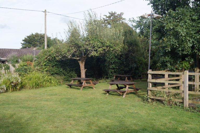 The garden of the Waterloo Arms pub in Lyndhurst